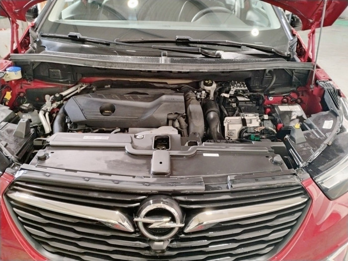 Opel GRANDLAND X BUSINESS Hybrid 225 ch BVA8 Elegance Business