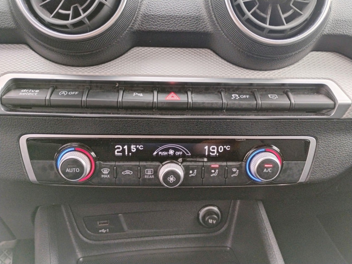 Audi Q2 30 TFSI 110 BVM6 Business Executive