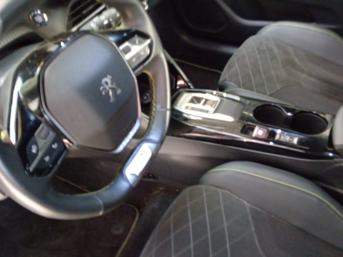 Peugeot 208 ELECTRIQUE 50 kWh 136ch GT Pack