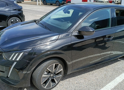 Peugeot 208 ELECTRIQUE 50 kWh 136ch GT Pack