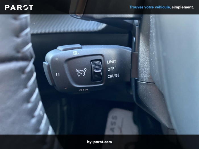 Peugeot 2008 Hybrid 145 ch e-DCS6 Allure