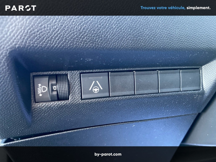 Peugeot 2008 Hybrid 145 ch e-DCS6 Allure