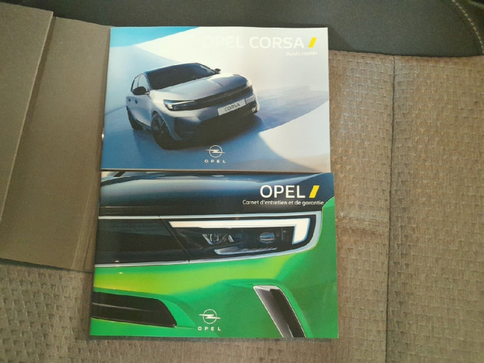 Opel CORSA 1.2 75 ch BVM5