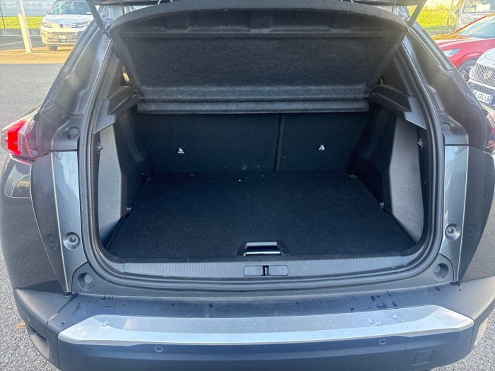 Peugeot 2008 PureTech 130 S&S BVM6 GT