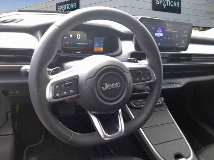 Jeep Avenger 1.2 Turbo T3 110 ch e-Hybrid BVR6 Summit