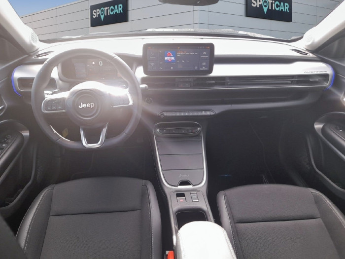 Jeep Avenger 1.2 Turbo T3 110 ch e-Hybrid BVR6 Summit