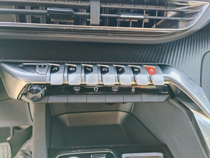 Peugeot 3008 Hybrid 180 e-EAT8 Allure Pack
