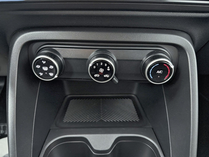 Citroën C3 Nouvelle Turbo 100 ch Manuelle Plus