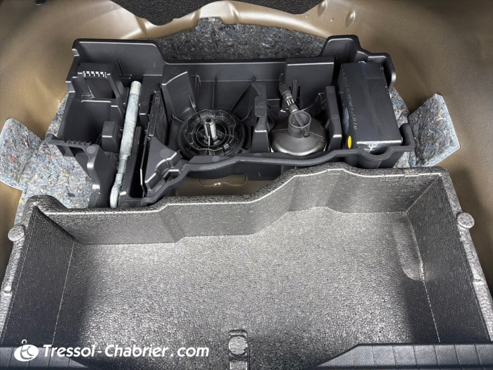 Peugeot 2008 BlueHDi 130 S&S EAT8 Allure Pack