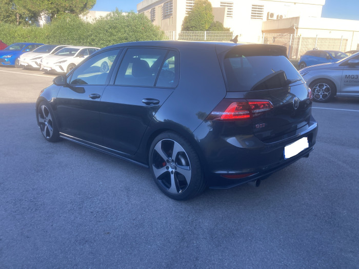 Volkswagen Golf 2.0 TSI 245 BlueMotion Technology GTI Performance