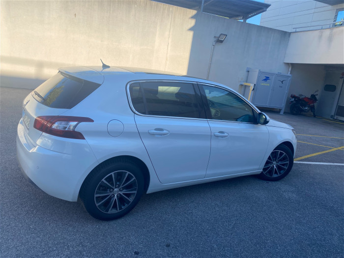 Peugeot 308 1.6 BlueHDi 120ch S&S BVM6 Allure