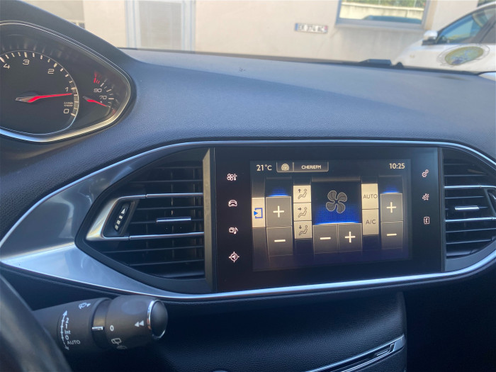 Peugeot 308 1.6 BlueHDi 120ch S&S BVM6 Allure