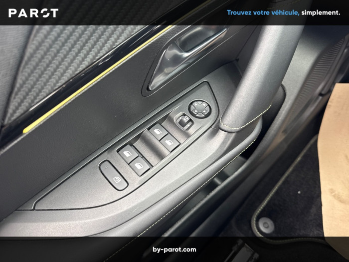 Peugeot 2008 Hybrid 145 ch e-DCS6 GT