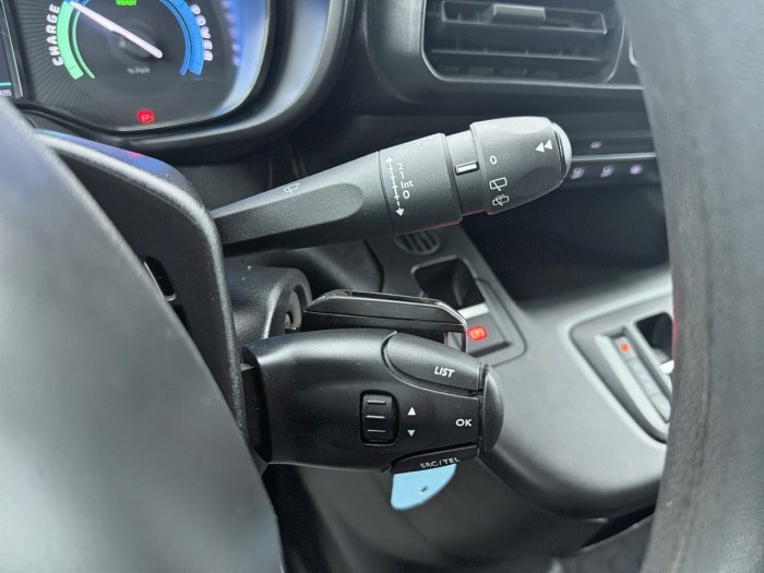 Citroën BERLINGO VAN ELECTRIQUE E-BERLINGO VAN M 800 100 KW (136 CH) BATTERIE 50 KWH CLUB