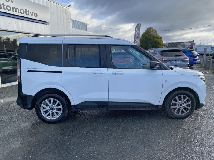 Ford Tourneo Courier 1.0 EcoBoost 125 BVM6 S&S Titanium