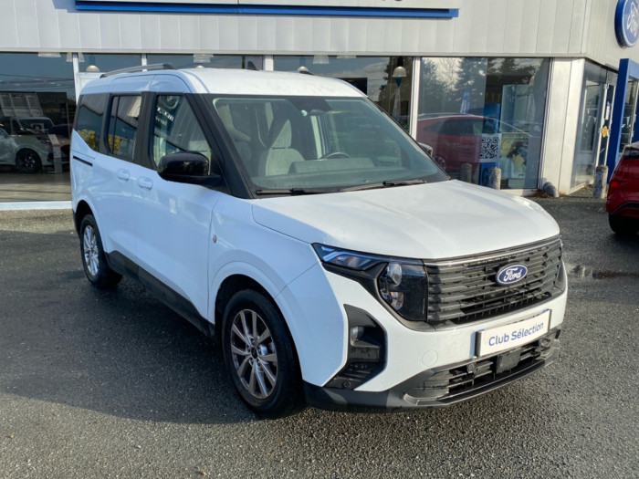 Ford Tourneo Courier 1.0 EcoBoost 125 BVM6 S&S Titanium