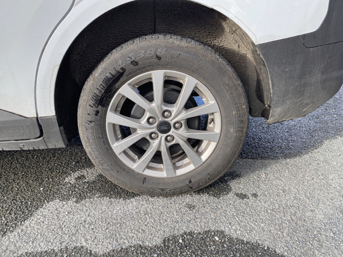 Ford Tourneo Courier 1.0 EcoBoost 125 BVM6 S&S Titanium