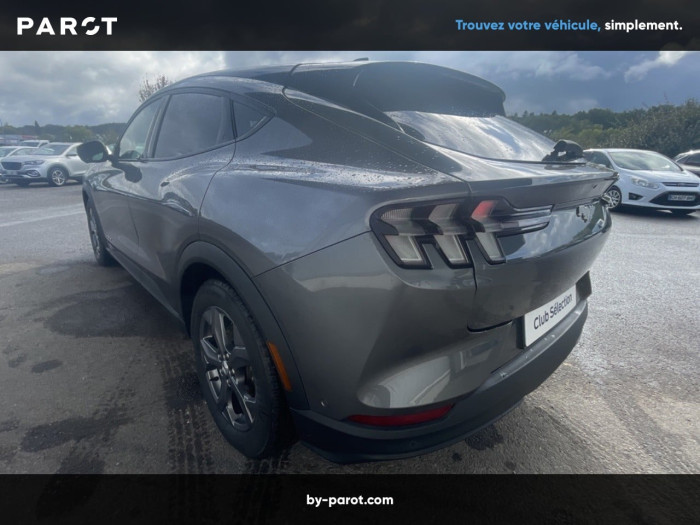 Ford Mustang Mach-E Standard Range 76 kWh 269 ch