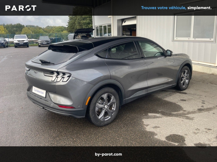 Ford Mustang Mach-E Standard Range 76 kWh 269 ch