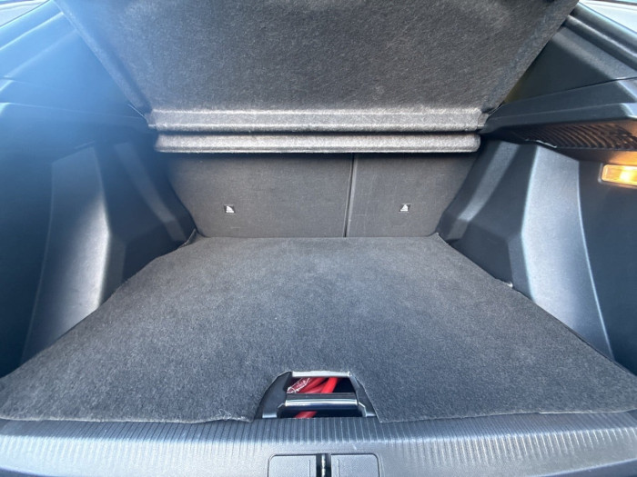 Peugeot 2008 ELECTRIQUE 54 kWh 156 ch GT