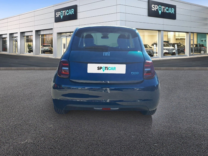 Fiat 500e BERLINE MY22 SERIE 1 STEP 2 500 e 95 ch Action Plus