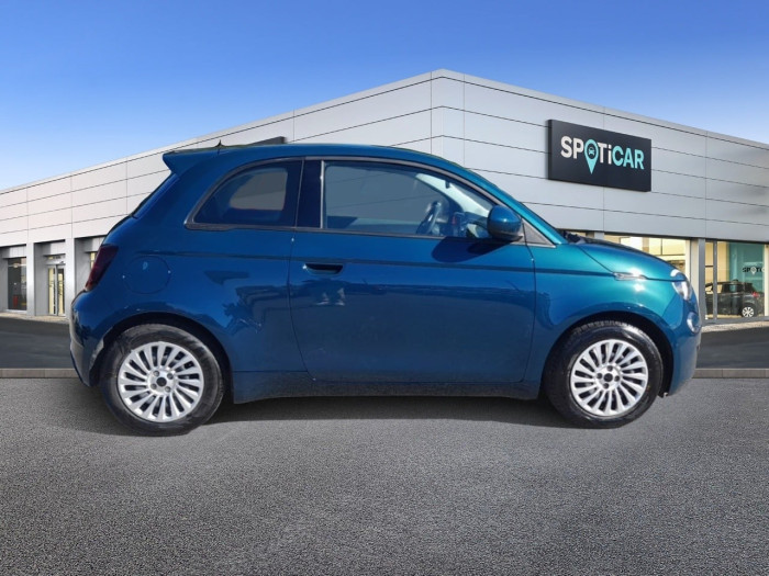 Fiat 500e BERLINE MY22 SERIE 1 STEP 2 500 e 95 ch Action Plus