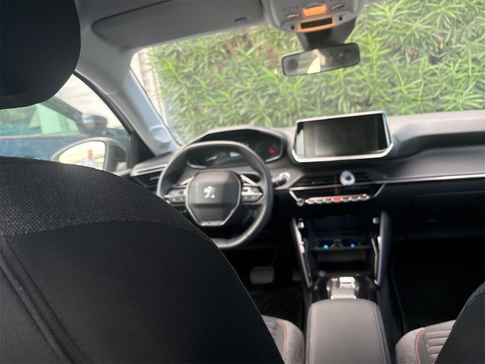 Peugeot 208 ELECTRIQUE 50 kWh 136ch Like