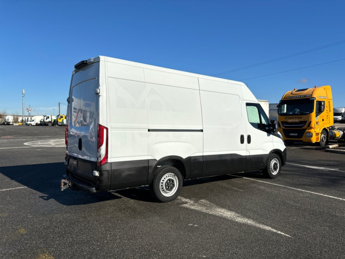 IVECO Daily 35S Fg 35S14V12