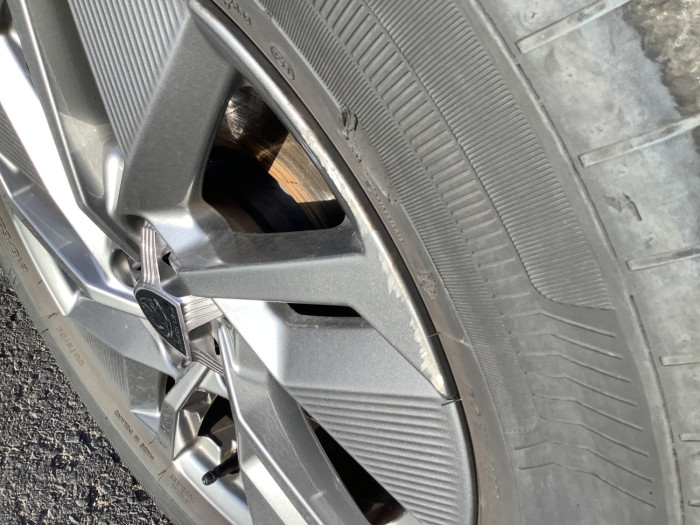 Peugeot 408 Hybrid 136 e-DCS6 Allure