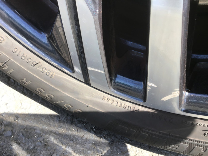 Peugeot 208 PureTech 100 S&S BVM6 Allure Pack