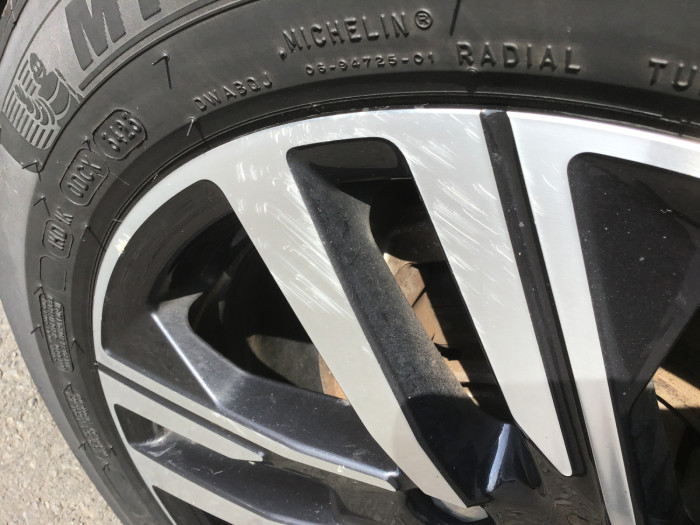 Peugeot 208 PureTech 100 S&S BVM6 Allure