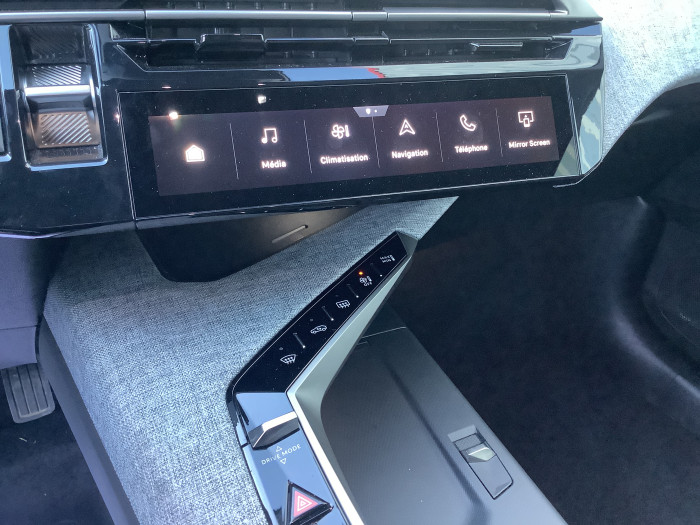 Peugeot 3008 Nouveau Hybrid 145 e-DCS6 Allure