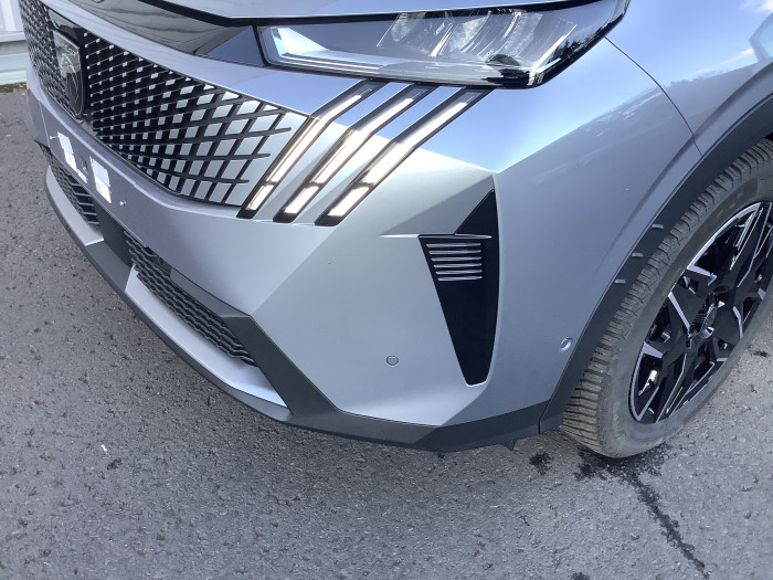Peugeot 3008 Nouveau Hybrid 145 e-DCS6 Allure