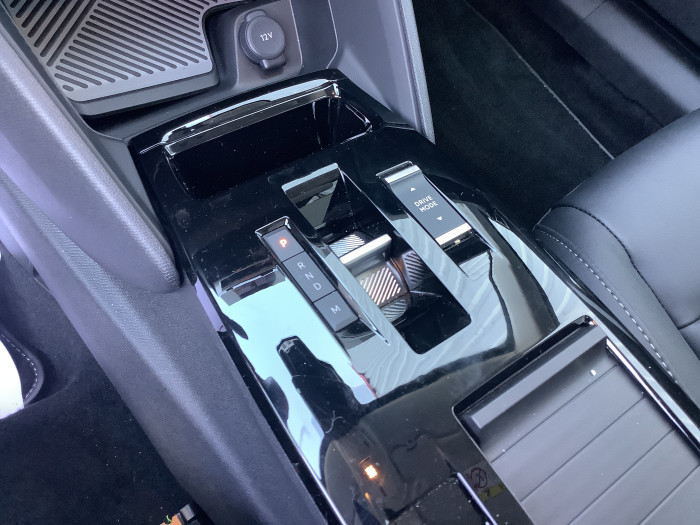 Citroën C4 Hybride 145 e-DCS6 Max