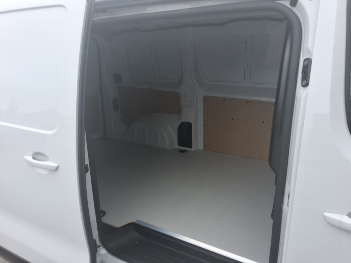 Citroën JUMPY FOURGON FGN M BLUEHDI 180 S&S EAT8