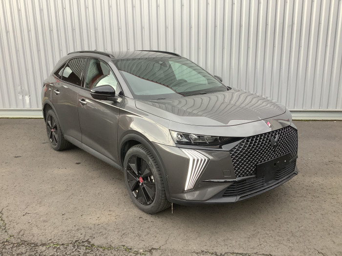 DS DS 7 Nouveau BlueHDi 130 EAT8 Performance Line