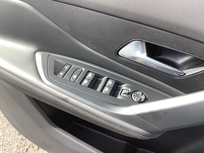 Peugeot 308 BlueHDi 130ch S&S EAT8 Allure