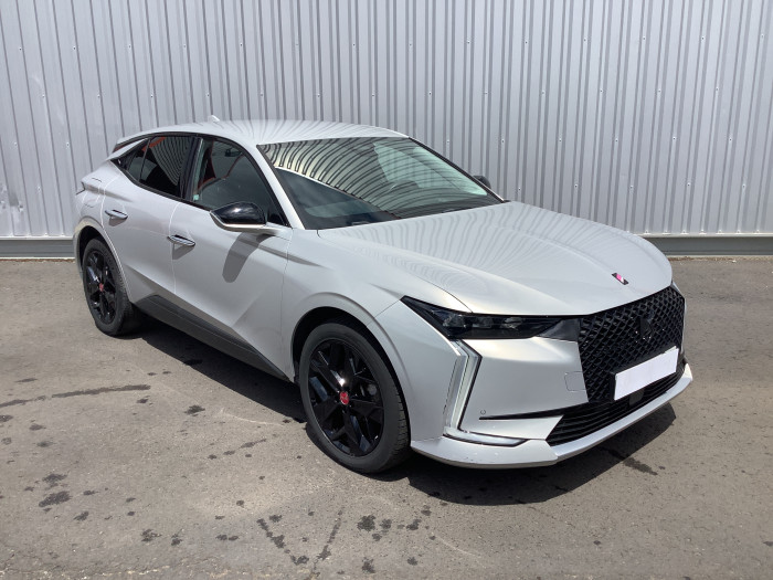 DS DS 4 PureTech 130 EAT8 Performance Line