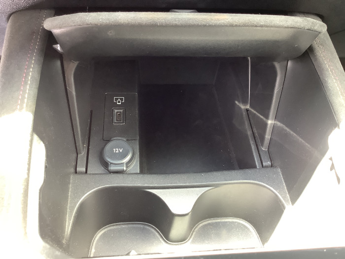 DS DS 4 PureTech 130 EAT8 Performance Line