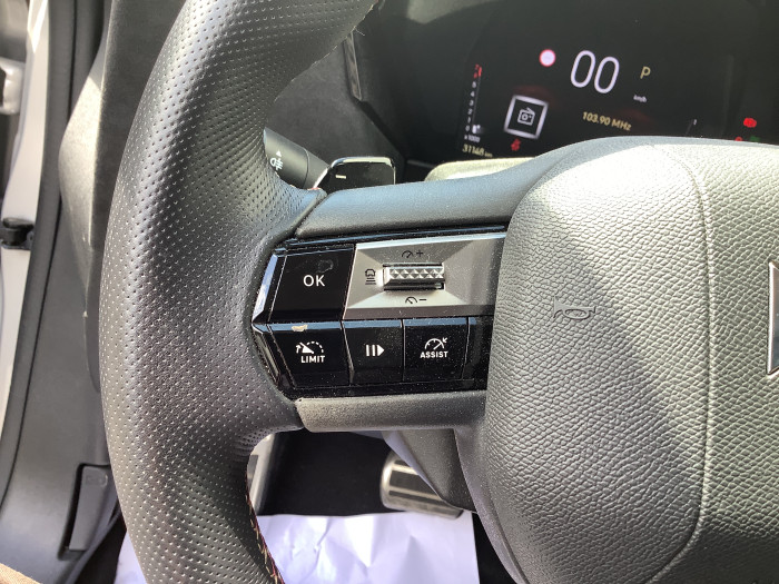 DS DS 4 PureTech 130 EAT8 Performance Line