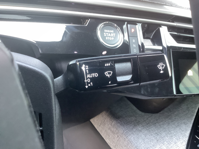 Peugeot 3008 Nouveau Hybrid 145 e-DCS6 Allure
