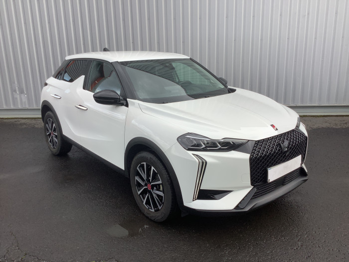 DS DS 3 Nouveau PureTech 130 EAT8 Performance Line