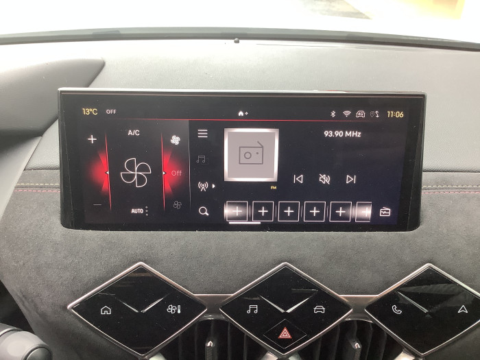 DS DS 3 Nouveau PureTech 130 EAT8 Performance Line