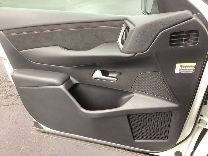 DS DS 3 Nouveau PureTech 130 EAT8 Performance Line