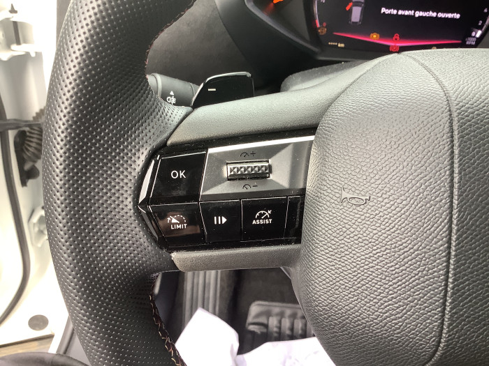 DS DS 3 Nouveau PureTech 130 EAT8 Performance Line
