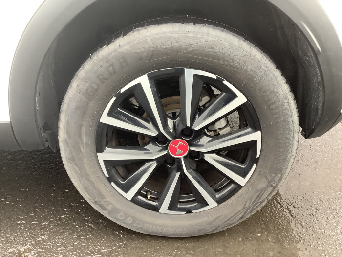 DS DS 3 Nouveau PureTech 130 EAT8 Performance Line