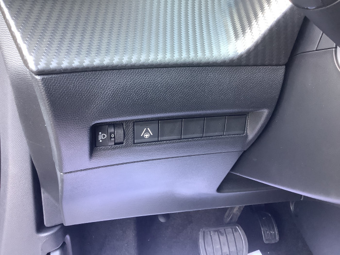 Peugeot 2008 Nouveau Hybrid 145 e-DCS6 Allure