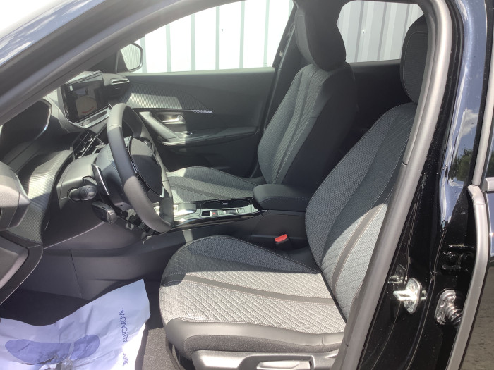 Peugeot 2008 Nouveau Hybrid 145 e-DCS6 Allure