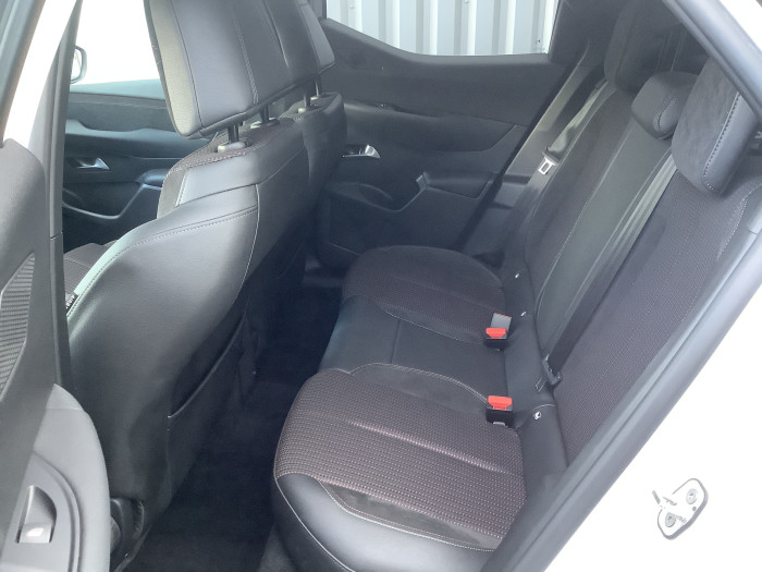 DS DS 3 Nouveau PureTech 130 EAT8 Performance Line