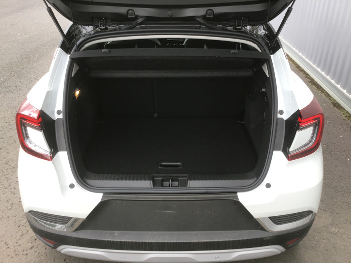 Renault CAPTUR mild hybrid 140 EDC Techno
